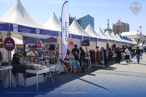 ОЛОН УЛСЫН БИЗНЕС ЭРХЛЭГЧ ЭМЭГТЭЙЧҮҮДИЙН БАРАА БҮТЭЭГДЭХҮҮНИЙ ҮЗЭСГЭЛЭН НЭЭЛТ БОЛЛОО